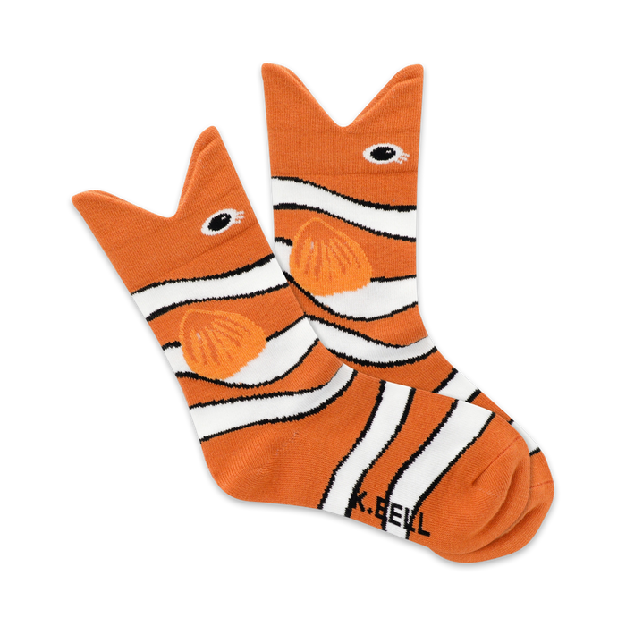 Crew socks featuring orange and white stripes, clownfish faces, and bodies.  A fun, whimsical design. }}