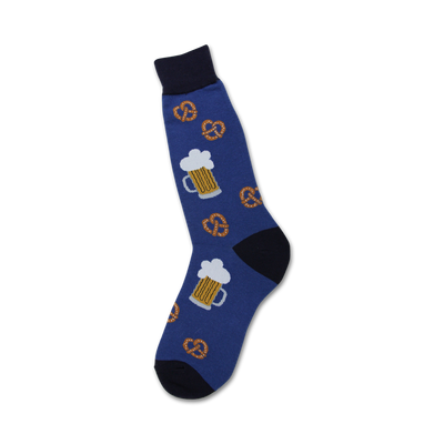 Blue crew socks with a fun print of beer steins and pretzels. A quirky and comfortable choice for everyday wear.