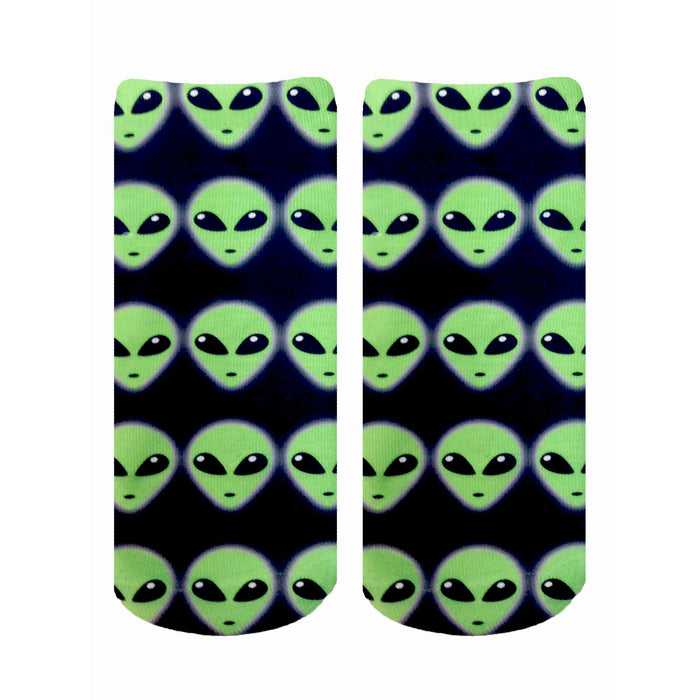 dark blue ankle socks featuring playful cartoonish green aliens with big eyes, perfect for the fashionable, sci-fi enthusiast.     }}
