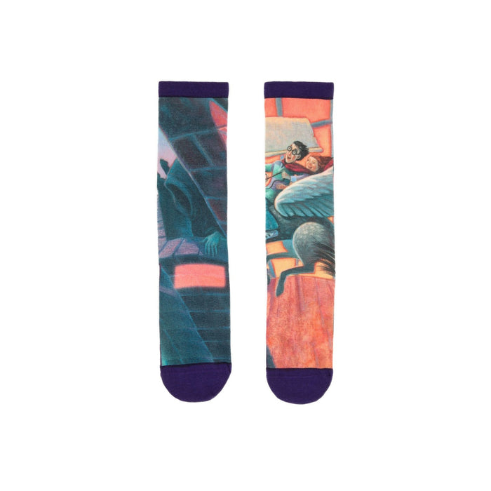 Crew socks with purple cuffs. One sock shows Harry and Hermione on a Hippogriff, the other shows Sirius Black. Images are from the Prisoner of Azkaban book. }}