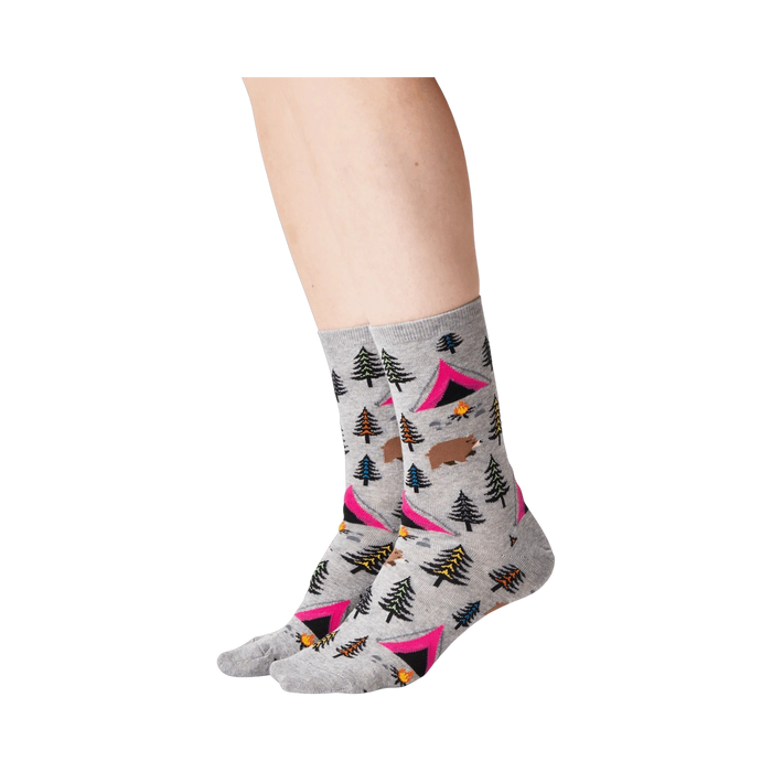 Lifestyle shot: Person wearing grey Bear Tent socks.