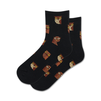 black ankle socks with all-over brown and white cartoon owl pattern. for women. 