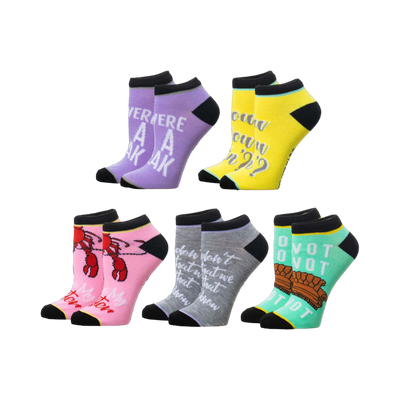 Five pairs of Friends themed ankle socks. Designs include: purple with 'Where’s the break?', yellow with 'How you doin?', pink with lobsters, grey with a quote, and teal with 'Pivot'.