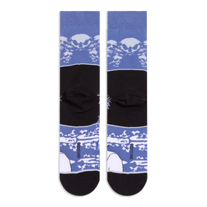 Flat lay back view of the socks showing a solid black middle band and blue top and bottom bands with white cloud patterns.