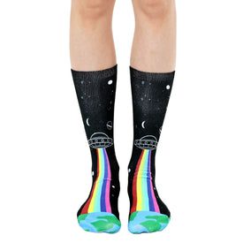 alien abduction alien themed mens & womens unisex black novelty crew socks