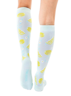 Back view of the lemon knee-high socks, showcasing the full pattern on both socks. [lf]