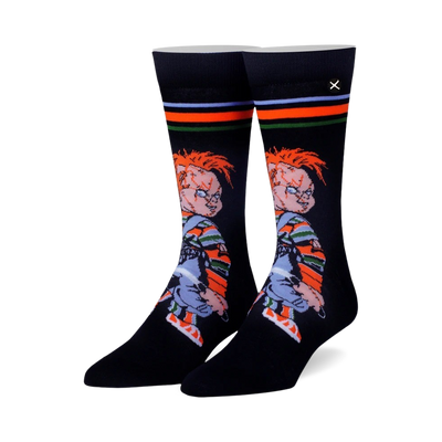 black crew socks showcasing chucky, the notorious horror character, in his blood-chilling glory.   