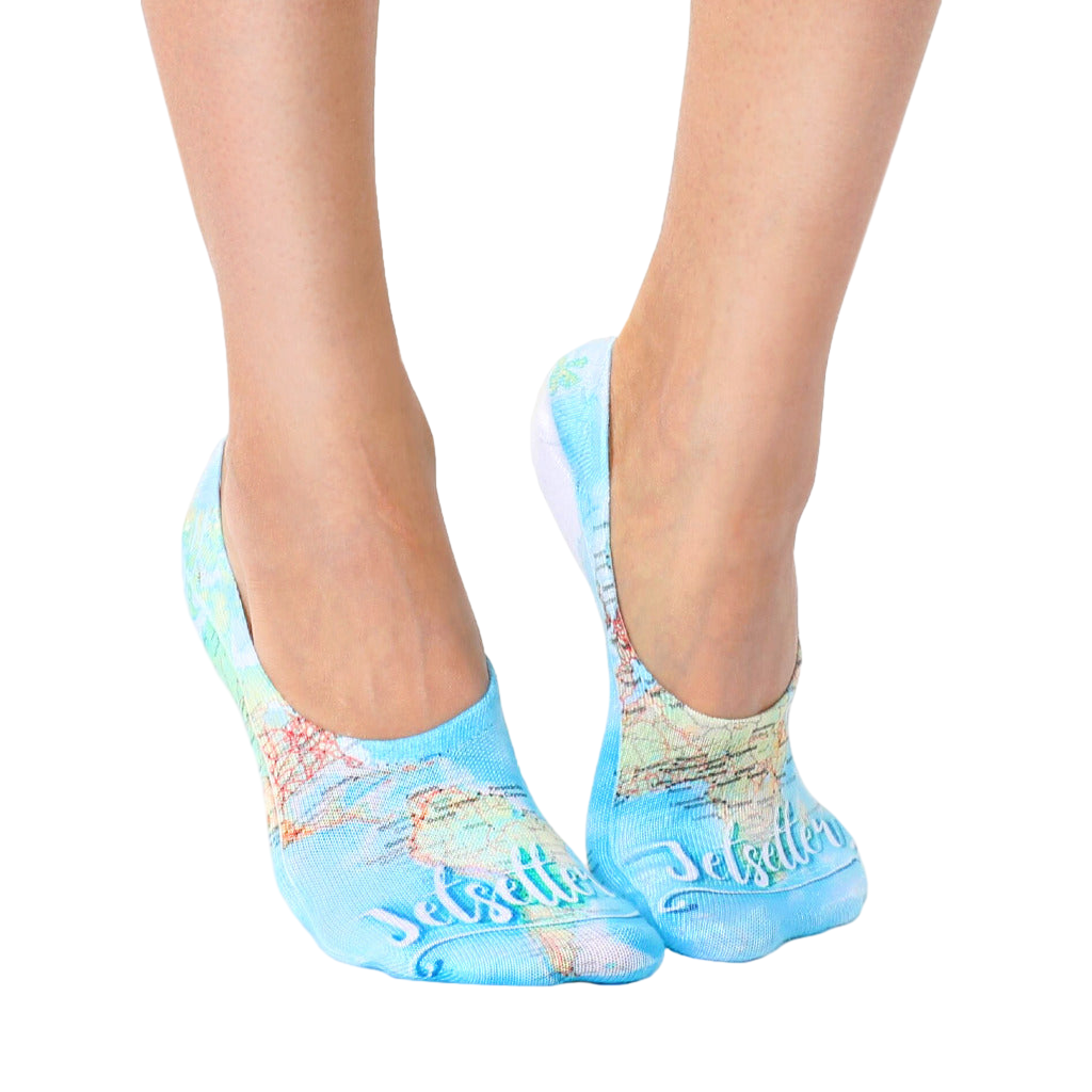 Pair of light blue no-show socks with a world map print and 'Jetsetter' text.  Perfect for travel! [lf]