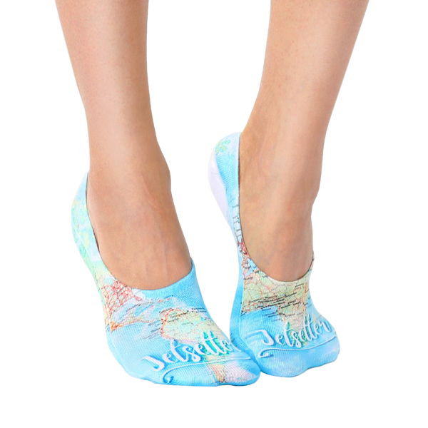 Pair of light blue no-show socks with a world map print and 'Jetsetter' text.  Perfect for travel! [lf]