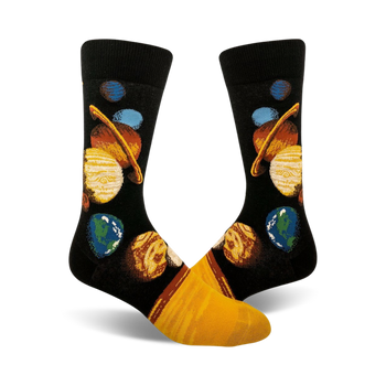 crew socks designed for men featuring nine planets from the solar system: mercury, venus, earth, mars, jupiter, saturn, uranus, neptune, and pluto.  