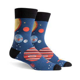 mens crew socks with pattern of nine planets. planets featured are earth, mars, jupiter, saturn, uranus, neptune, pluto, venus, and mercury.   
