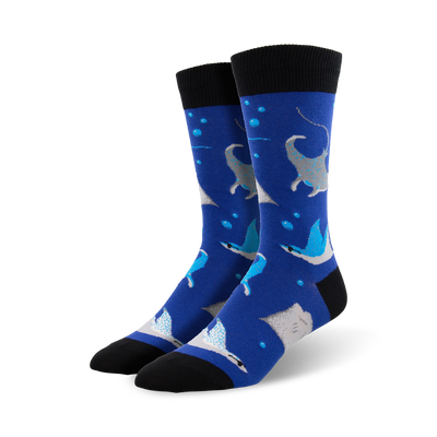 men's dark gray and light blue manta ray pattern crew socks in a sea of bubbles   