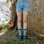 [lf] Perching Chickadee