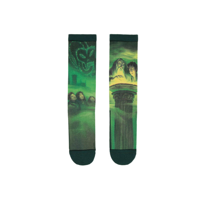 dark green crew socks feature scene from harry potter and the half-blood prince book/movie.    }}